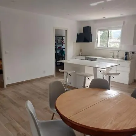Дом отдыха Maison Avec Piscine, A Proximite Des Plages