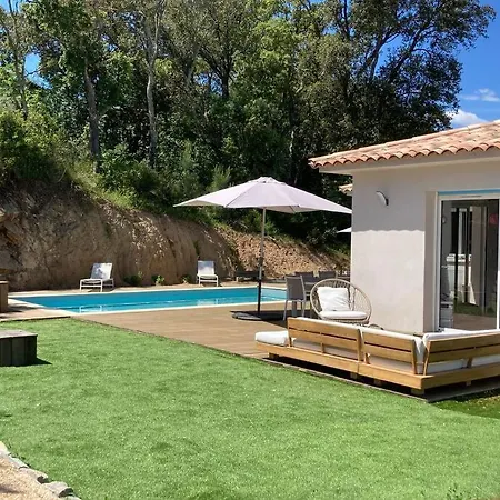 Holiday home Maison Avec Piscine, A Proximite Des Plages *