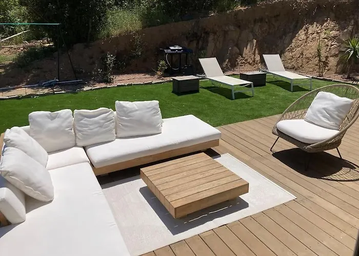 Maison Avec Piscine, A Proximite Des Plages Ferienhaus *