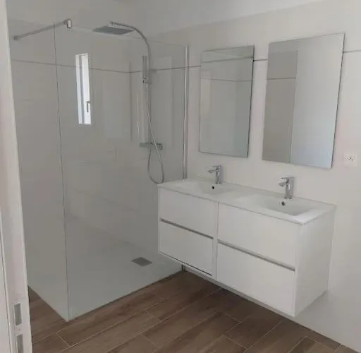 Maison Avec Piscine, A Proximite Des Plages Ferienhaus *